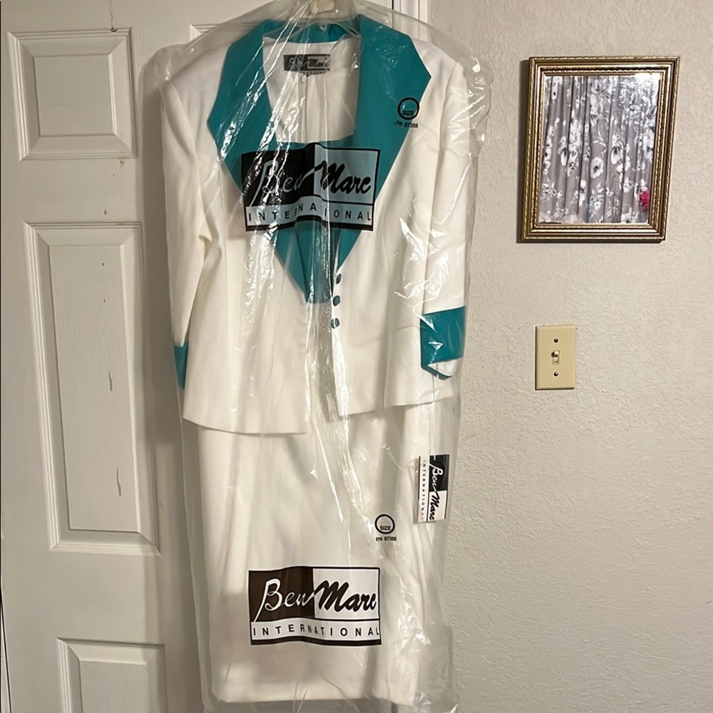 Ben Marc International White and Teal Suit Set